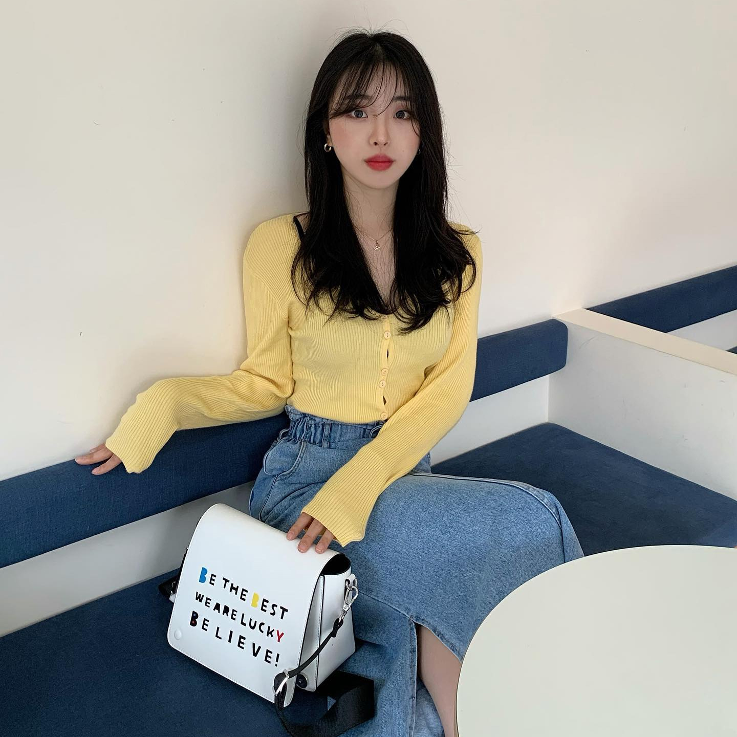 BBYB | 비비와이비 [@leedahyung_] MARCE Shoulder Bag (Titanium White)