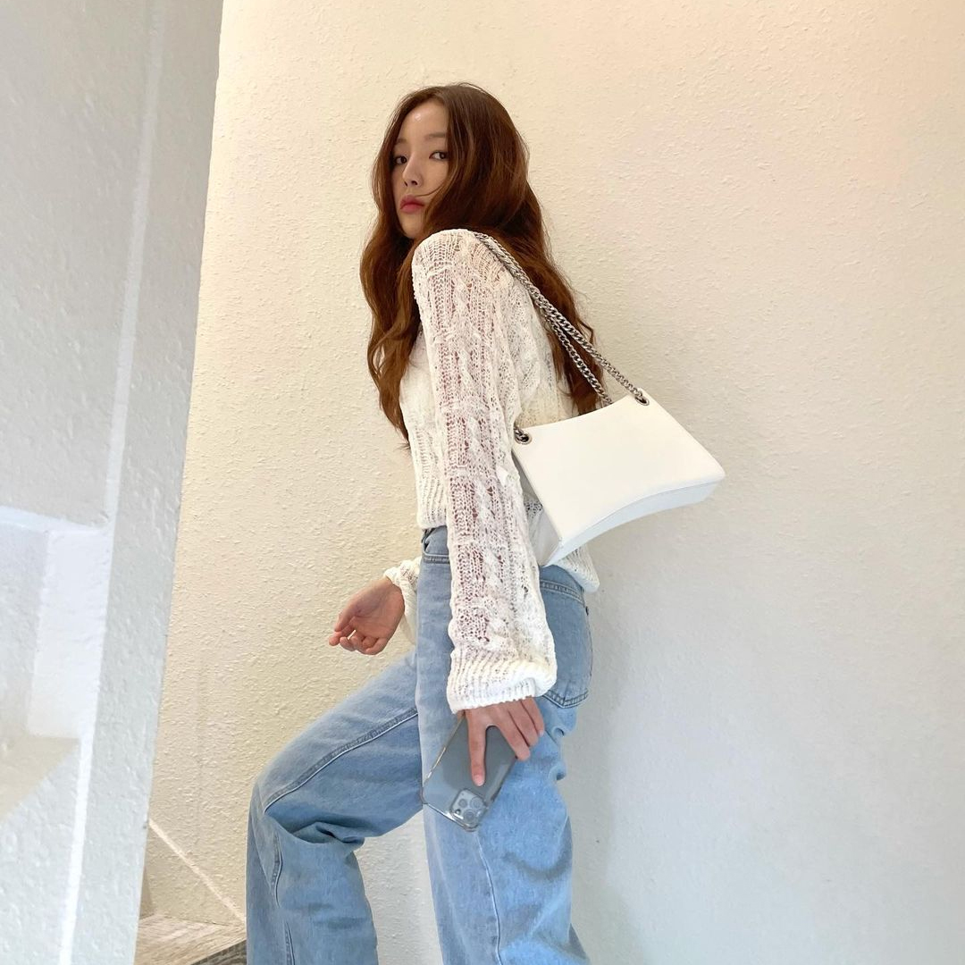 BBYB | 비비와이비 [@e_sangmi] Nicke Chain Shoulder Bag (Titanium White)