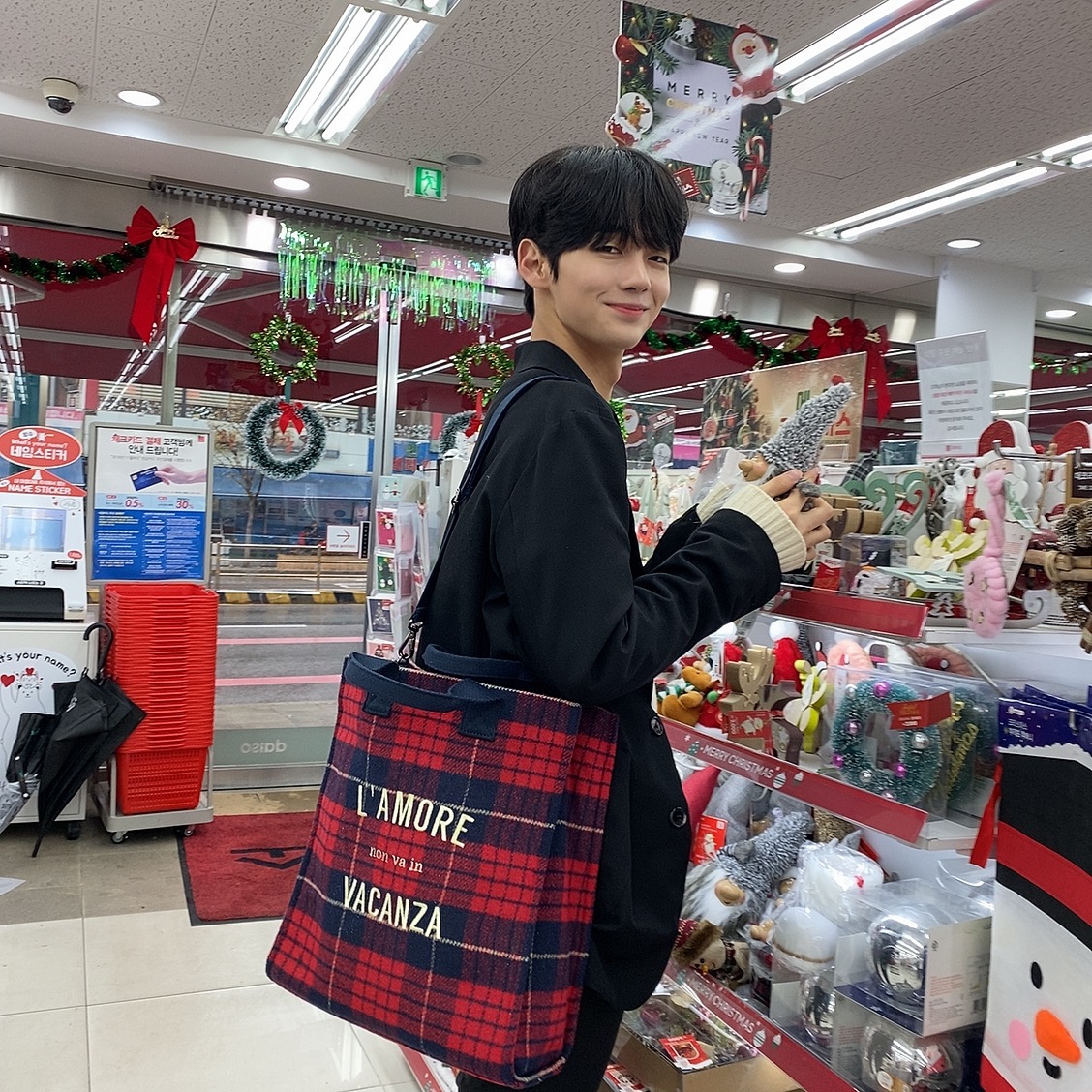BBYB | 비비와이비 [@youn_junseo] Tartan Unisex Tote Bag (Red)