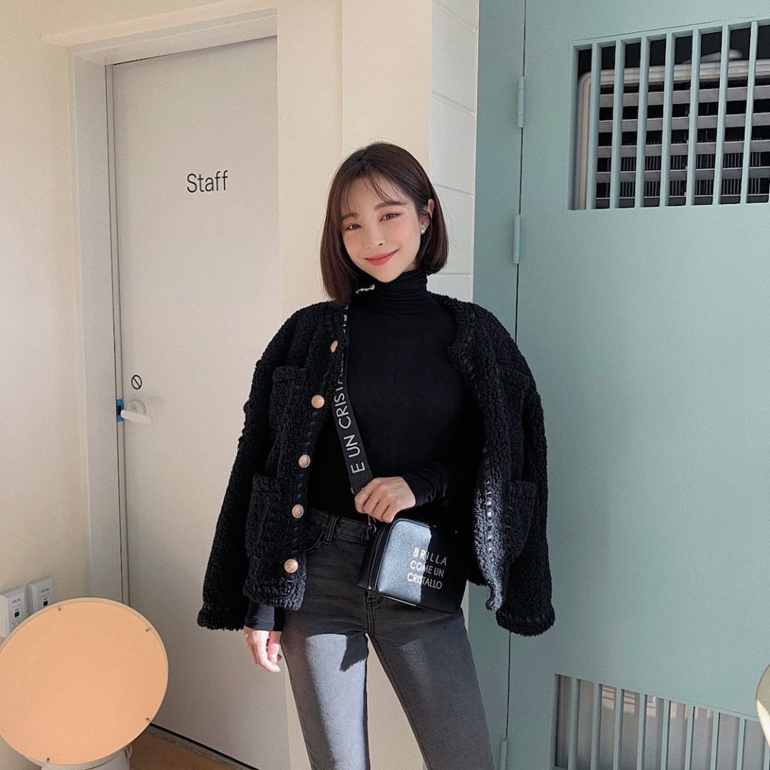 BBYB | 비비와이비 [@hxnjxwxn] MARCE Mini Bag (Jade Black)